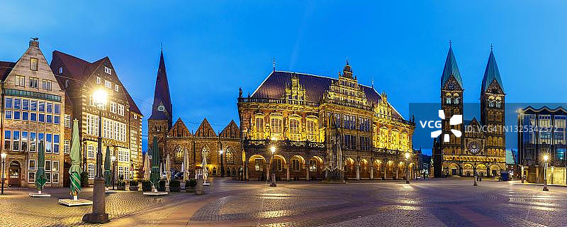 德国不莱梅市集广场夜景全景图片素材