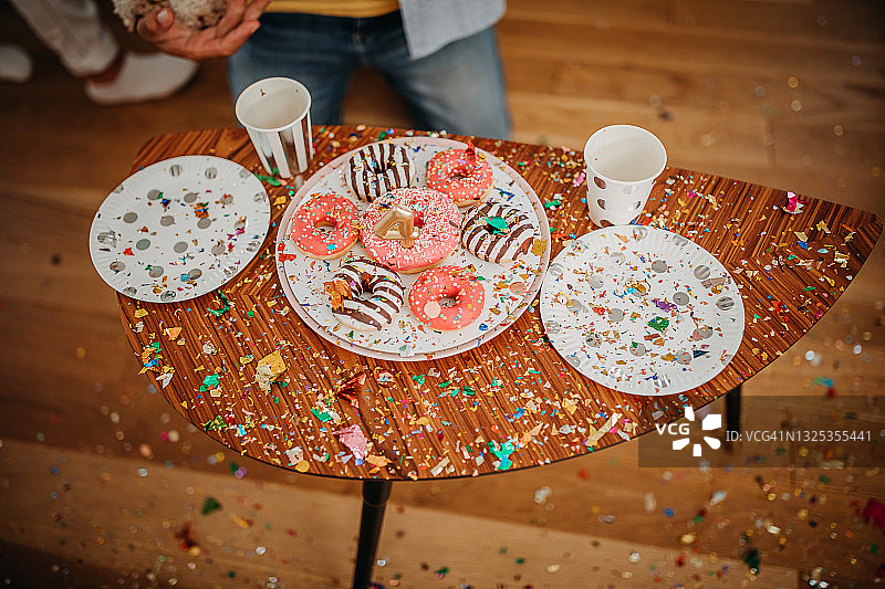 生日庆祝活动图片素材