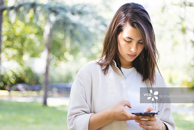 移动连接图片素材