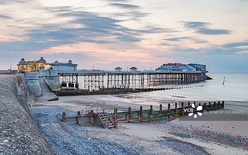 克罗默码头黄昏图片素材