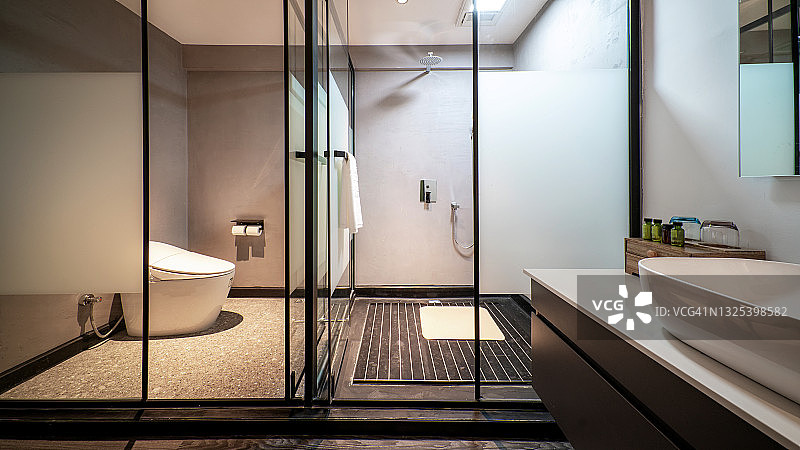 豪华别墅浴室图片素材