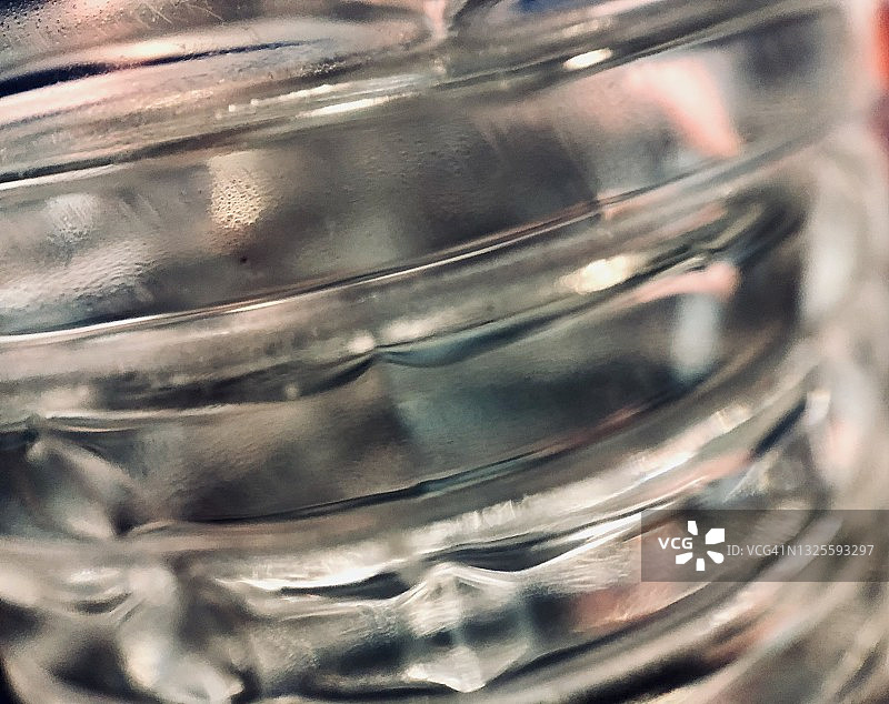 塑料水瓶特写图片素材