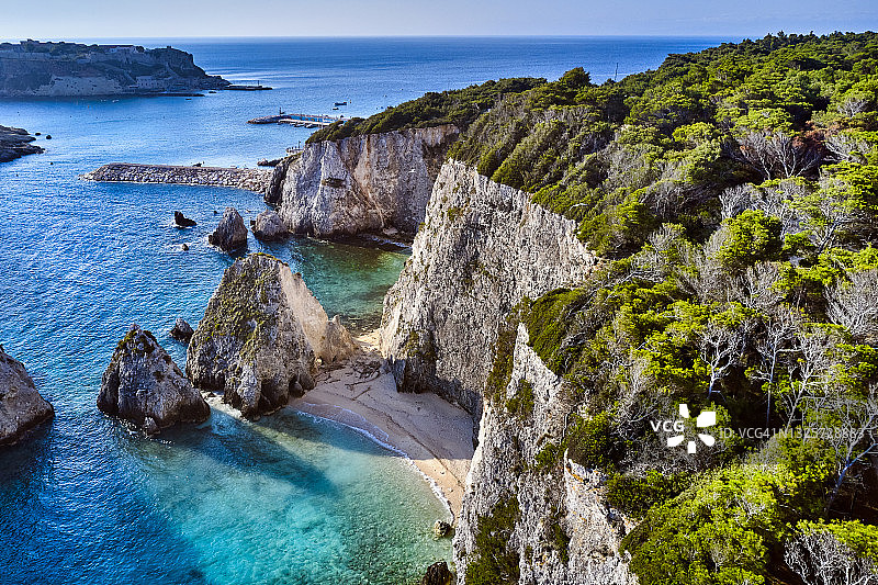 特雷米蒂群岛海岸线，亚得里亚海，意大利图片素材