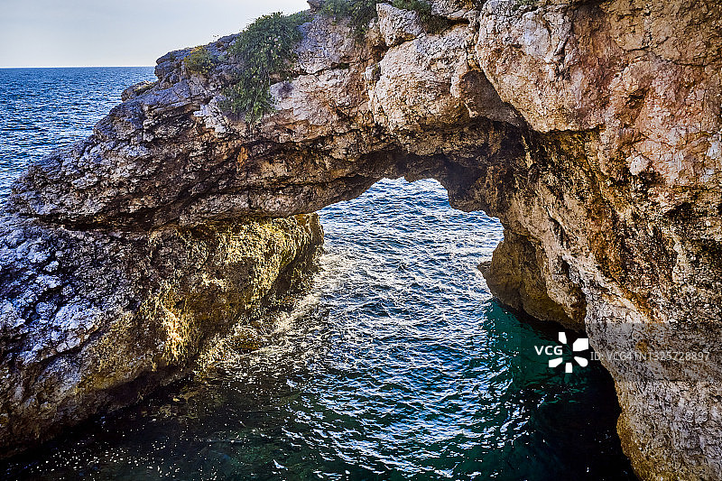 特雷米蒂群岛海岸线，亚得里亚海，意大利图片素材
