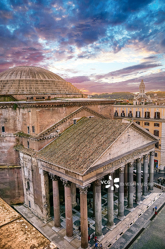 罗马万神殿柱廊和穹顶图片素材