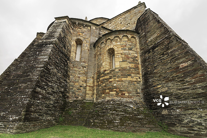 蒙多涅多圣马丁大教堂，拉马蒂尼亚，加利西亚图片素材