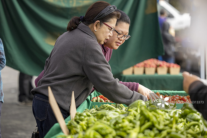 农贸市场购物图片素材