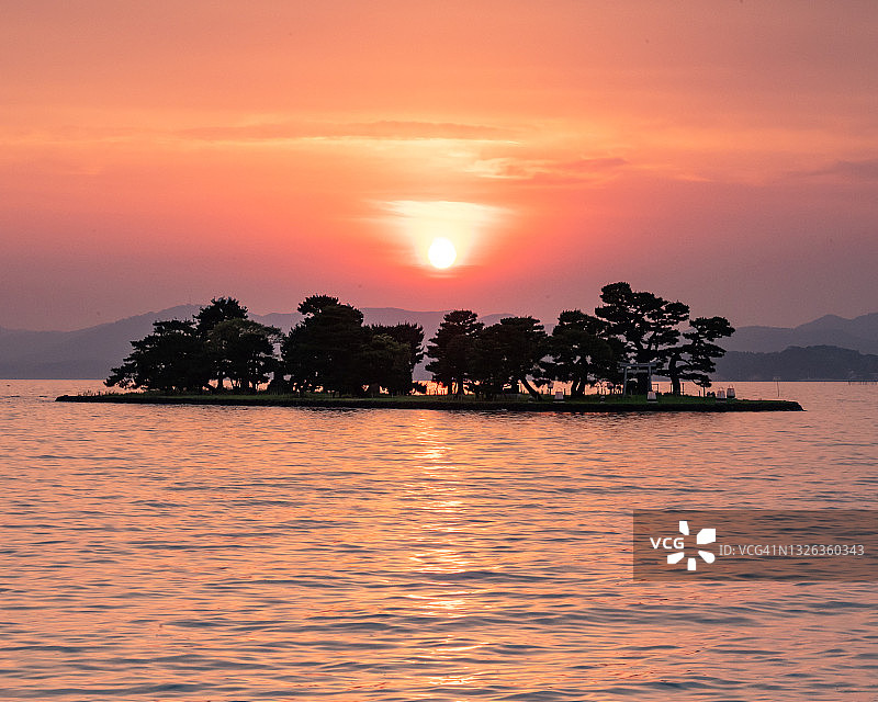 宍道湖的日落图片素材