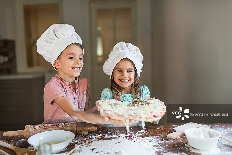 在家准备食物图片素材