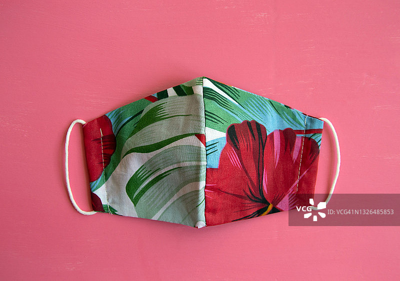 可清洗的热带面料口罩图片素材