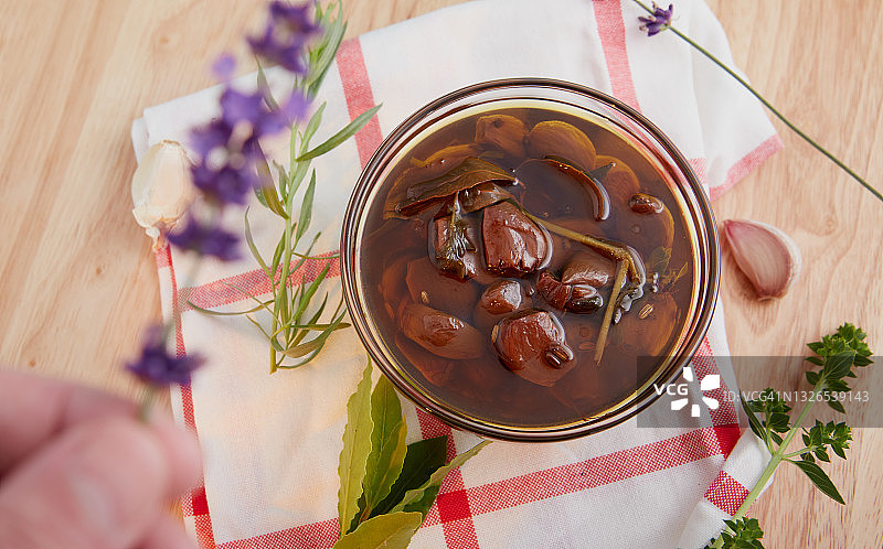 普罗旺斯蒜油封图片素材