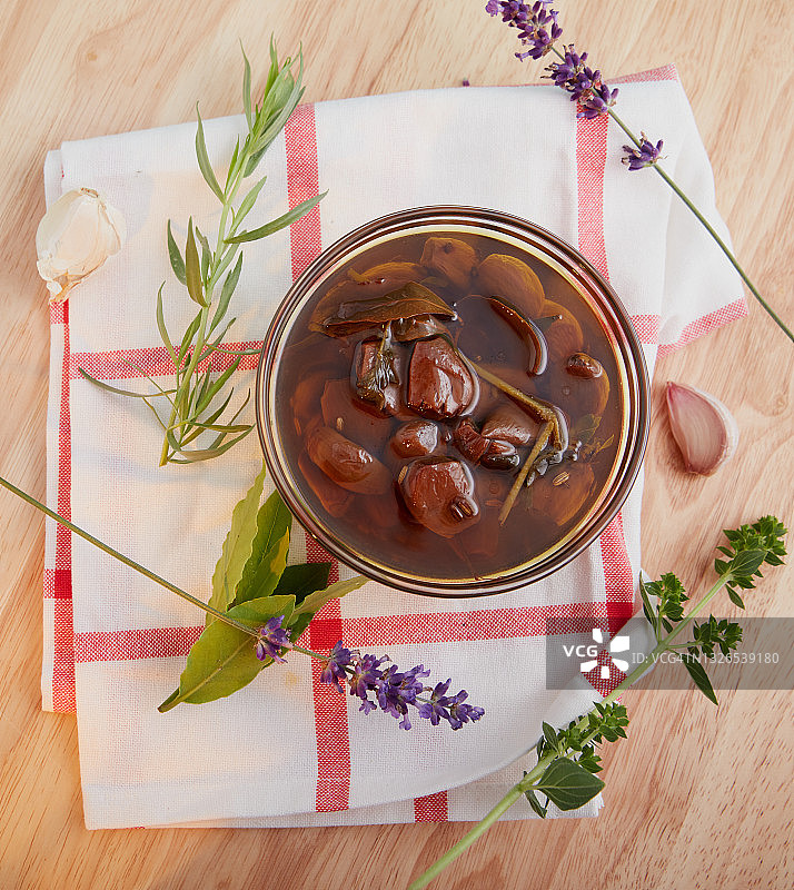 普罗旺斯蒜油封图片素材