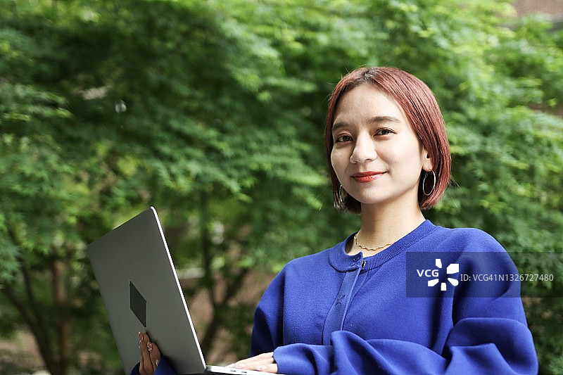 自信的女企业家图片素材