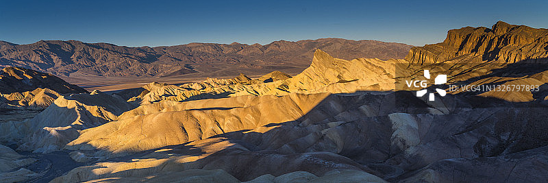 死亡谷国家公园日出时分的扎布里斯基角，加利福尼亚州图片素材
