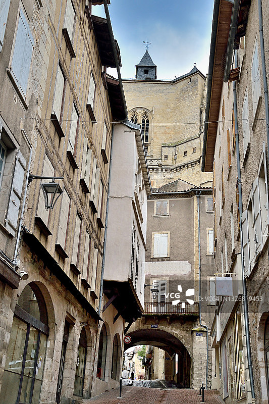 鲁埃格自由城，共和国街和圣马 Martial 医院的拱廊图片素材