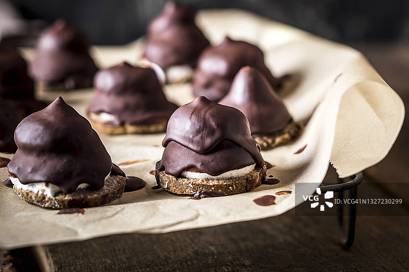 自制巧克力棉花糖图片素材