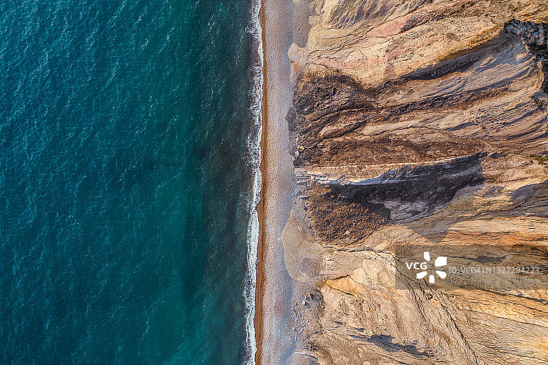无人机航拍：怀特岛悬崖和海洋，英国图片素材