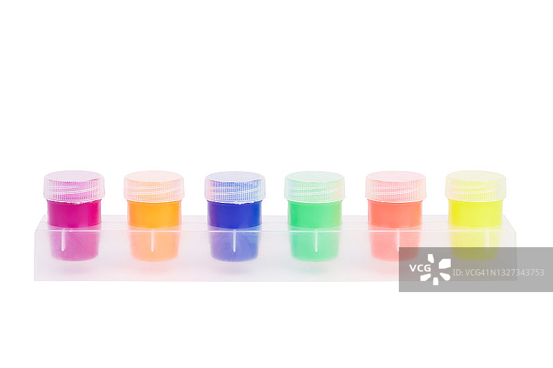 白色背景上孤立的水粉颜料合集图片素材