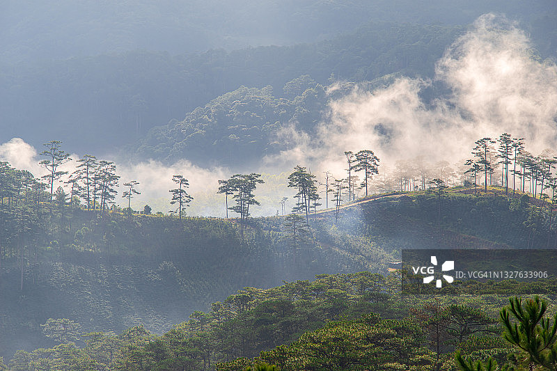 孔隆克朗的雾天图片素材