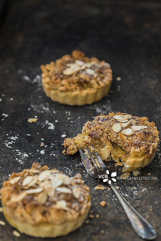 杏仁片苹果馅饼图片素材