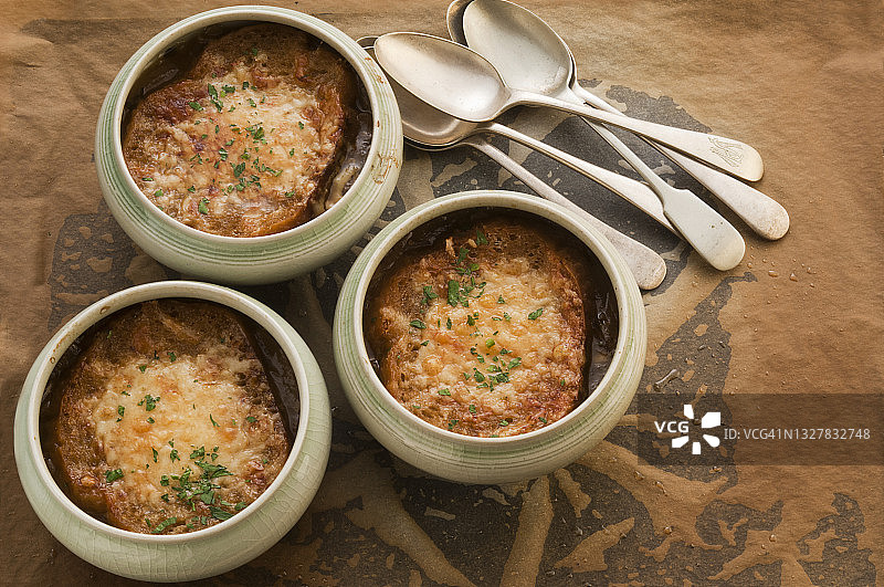 洋葱奶酪汤罐图片素材