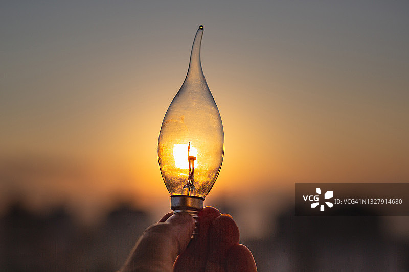 日落时的灯图片素材