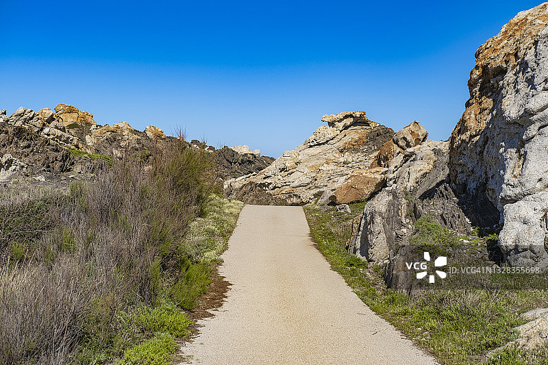 孤独的道路图片素材