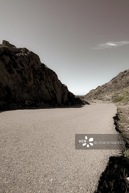 孤独的道路图片素材