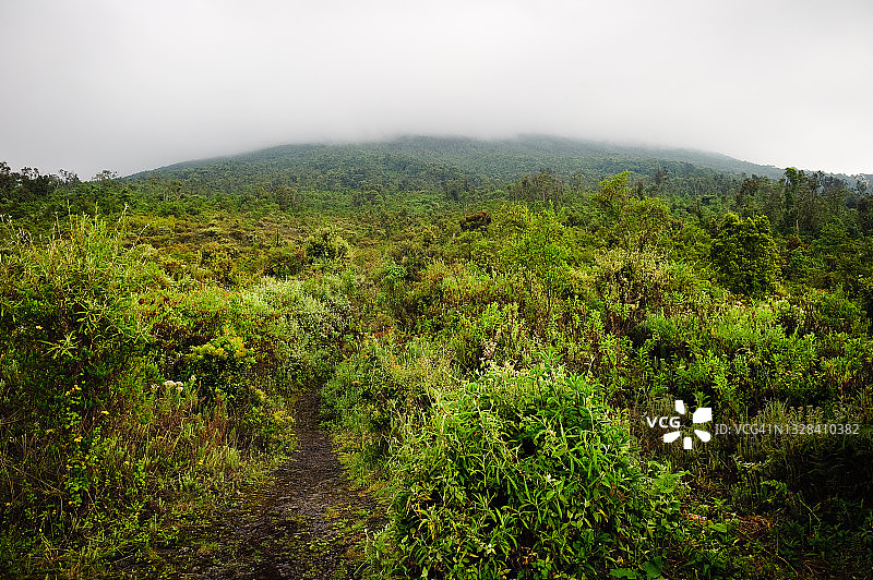 刚果民主共和国维龙加国家公园的尼拉贡戈火山图片素材