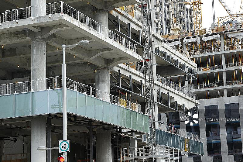 加拿大魁北克省蒙特利尔高层建筑施工图片素材