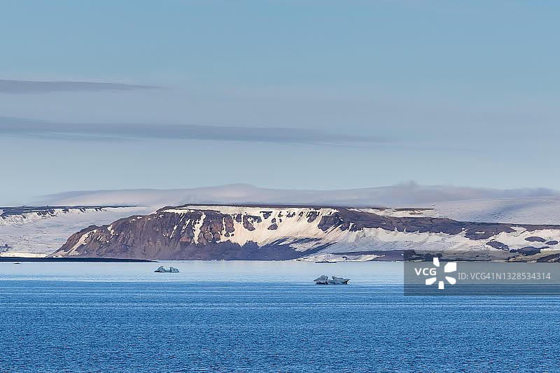 扁平风格冰雪覆盖的桌山，法兰士约瑟夫地群岛，俄罗斯图片素材