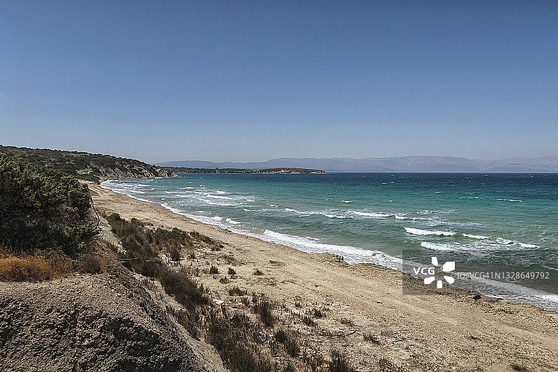 土耳其爱琴海阳光明媚的沙滩高角度景观图片素材