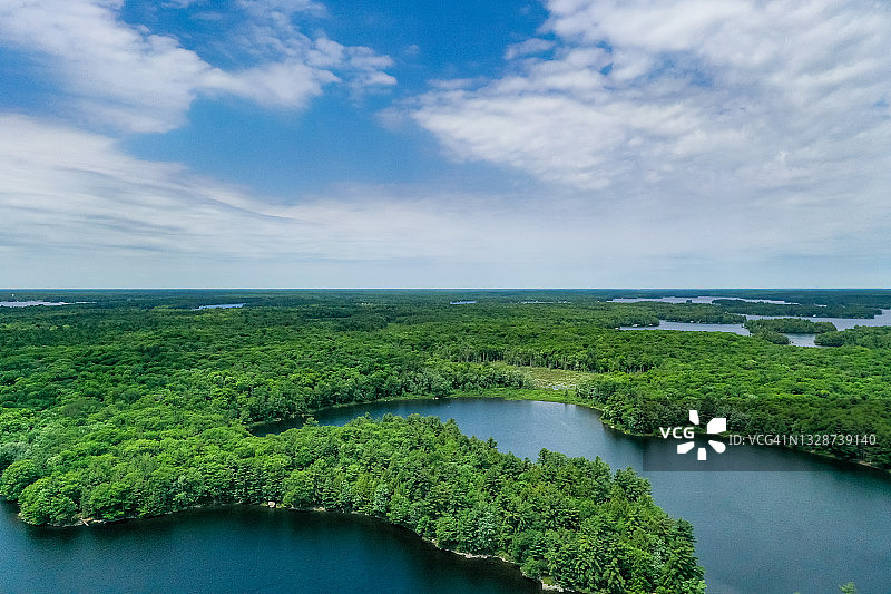 加拿大托伦斯马斯科卡湖169号公路上的哈代湖省级公园图片素材