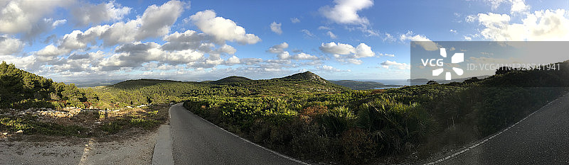意大利撒丁岛阿尔盖罗海岸线图片素材