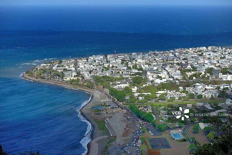 留尼汪岛圣但尼海滨景象图片素材