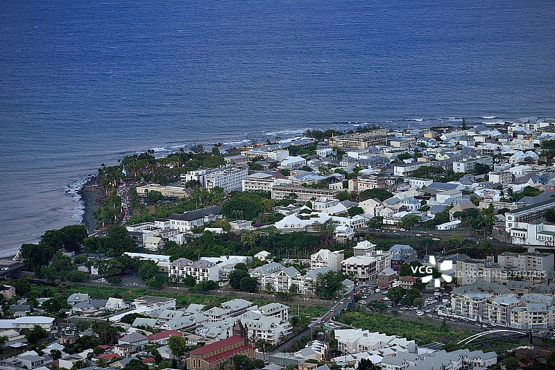 留尼汪岛圣但尼，从四炮台亭观看的巴拉乔区图片素材