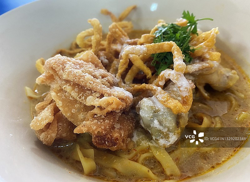泰国著名街头食品：Khao Soi食谱图片素材