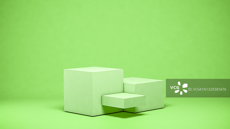 干净背景上的三个绿色方形化妆品领奖台或舞台图片素材