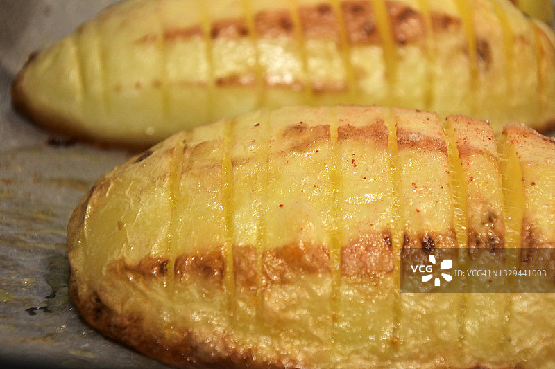 两片烤土豆图片素材