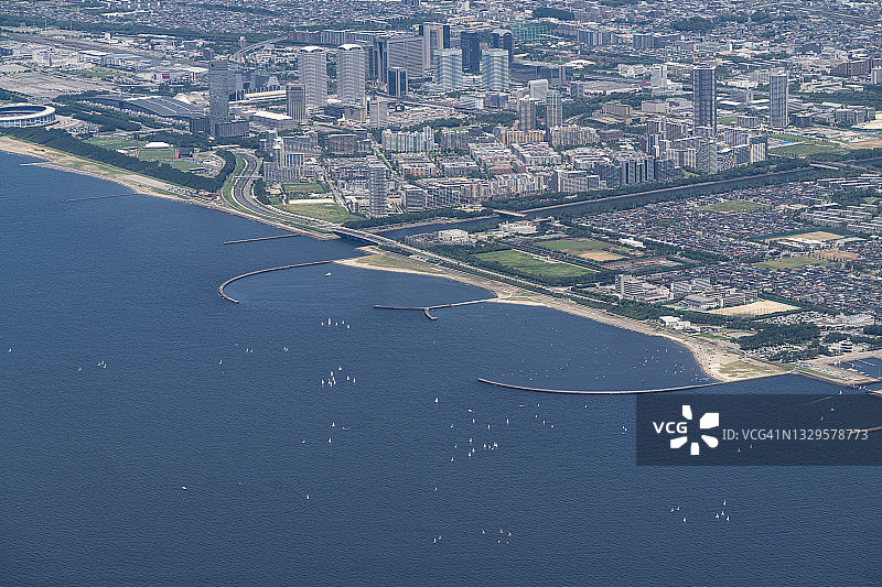 从飞机上俯瞰日本千叶市图片素材