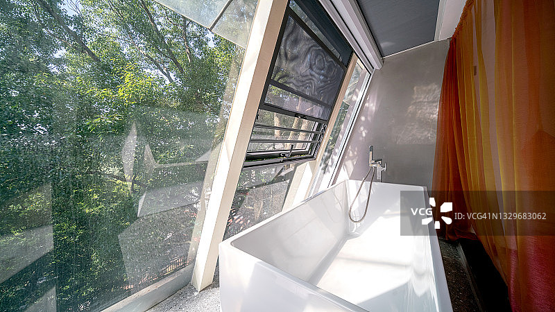 方形浴缸图片素材