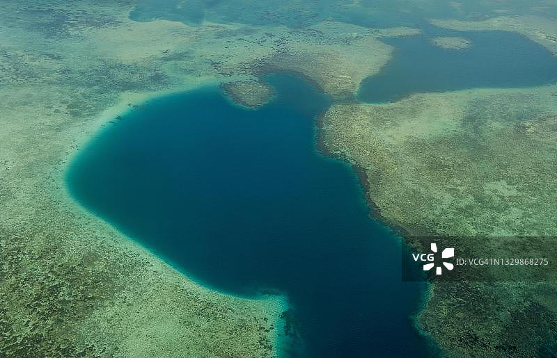 南太平洋萨摩亚乌波卢岛航拍图片素材