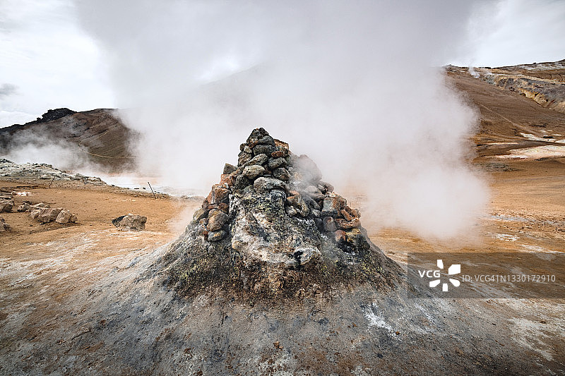 冰岛Hverir地热区图片素材