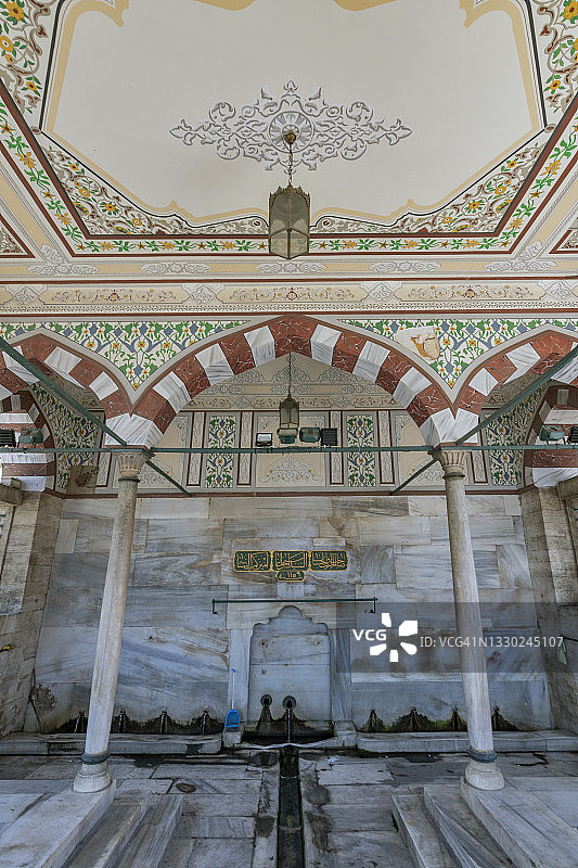 土耳其伊斯坦布尔贝伊科兹区的伊沙克阿加喷泉图片素材