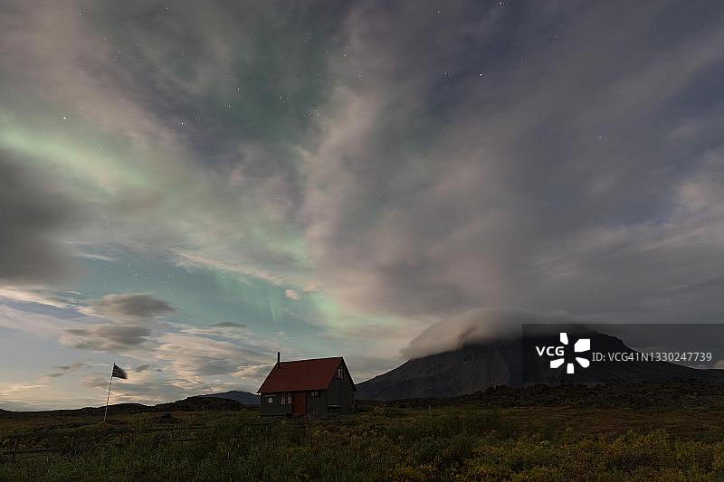 冰岛赫德鲁布雷德火山北极光图片素材