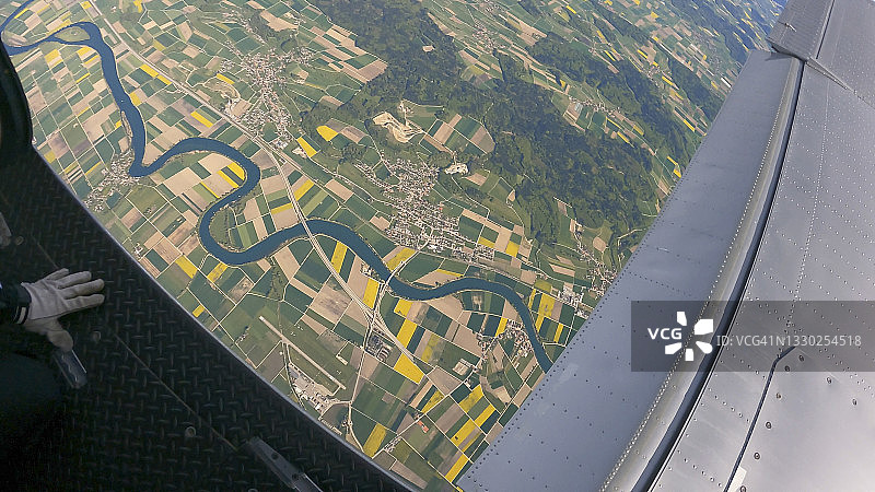 瑞士乡村夏季航拍图片素材