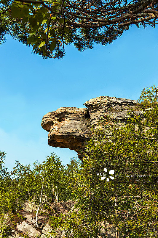 俄罗斯彼尔姆地区石城海龟岩景观图片素材