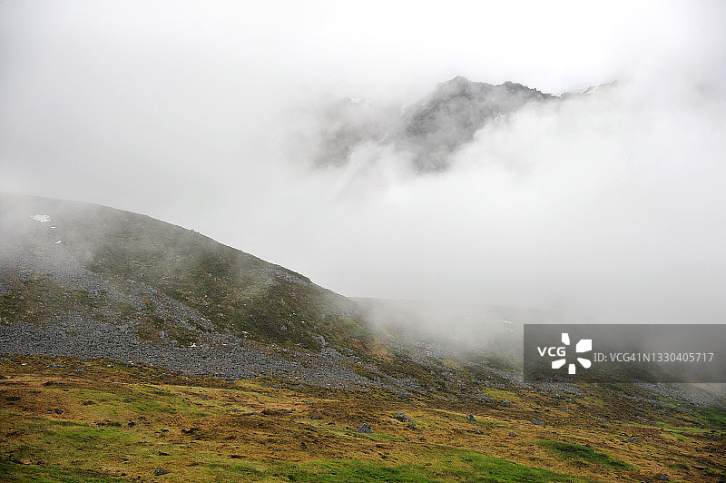 阿拉斯加州哈彻山口群山图片素材