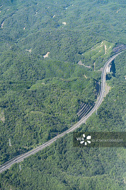 飞机航拍日本广岛高速公路图片素材