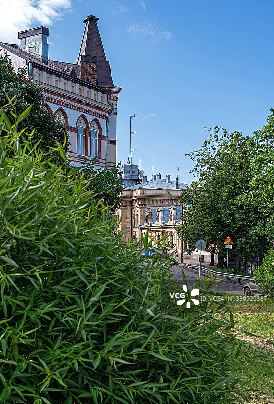 中世纪城市街道上的古老建筑图片素材